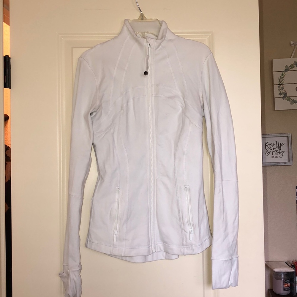 Lululemon define jacket in white!